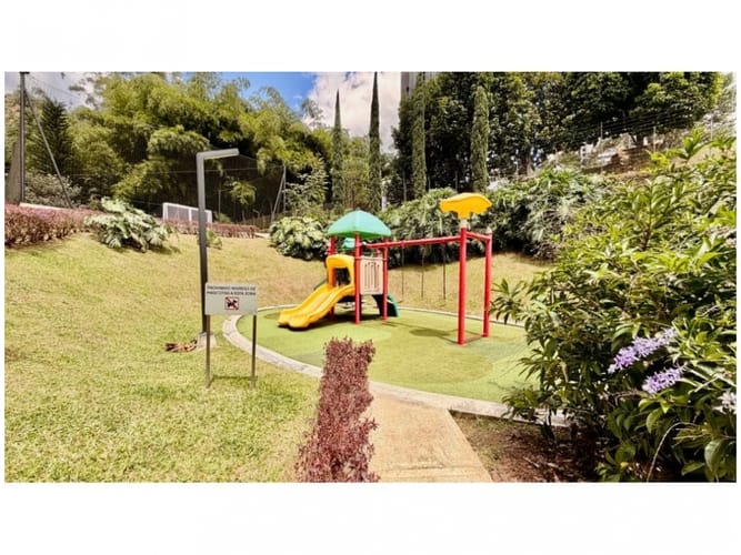 Apartamento de 2 alcobas en venta en Los Balsos, Medellín, 100 m² · foto 17 de 19