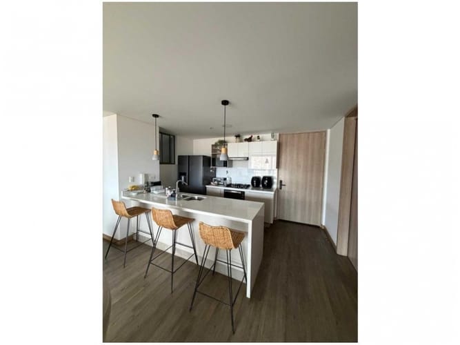 Apartamento de 2 alcobas en venta en Los Balsos, Medellín, 87 m² · foto 4 de 11