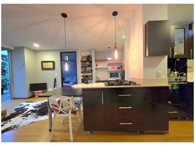 Apartaestudio en venta en El Poblado, Medellín, 79 m² · foto 4 de 17