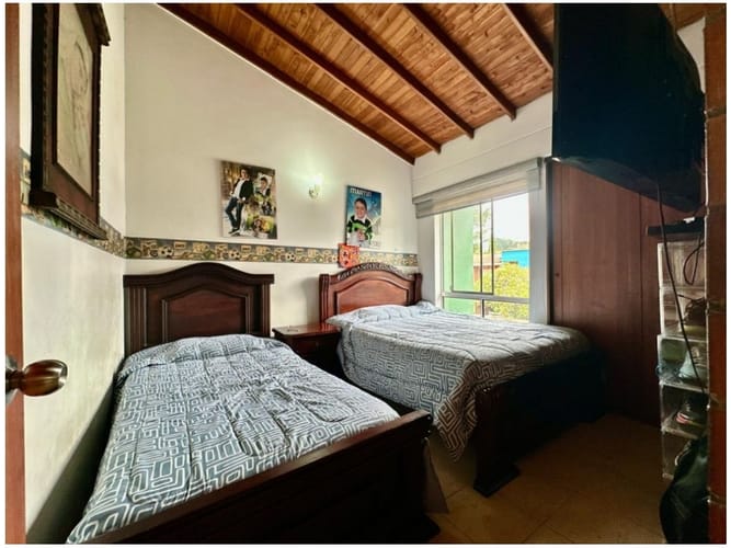 Casa de 3 alcobas en venta en Suramérica, La Estrella, 189 m² · foto 17 de 23