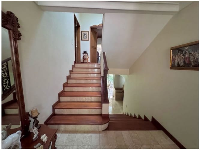 Casa de 3 alcobas en venta en El Poblado, Medellín, 274 m² · foto 3 de 24