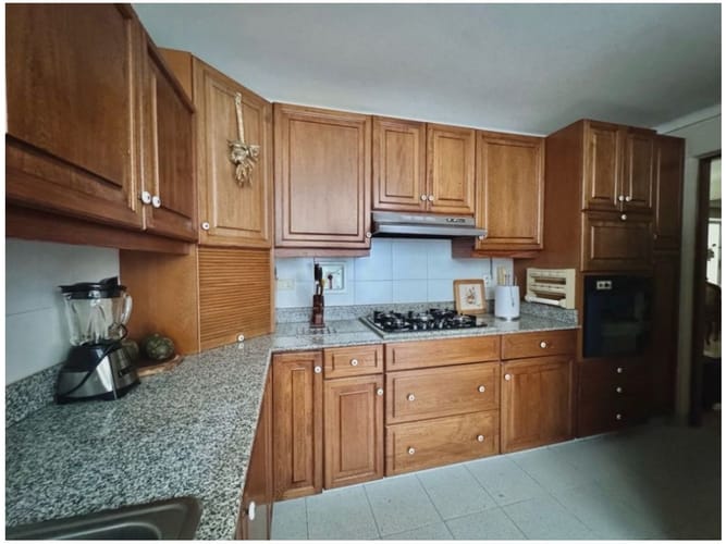 Casa de 3 alcobas en venta en El Poblado, Medellín, 274 m² · foto 14 de 24