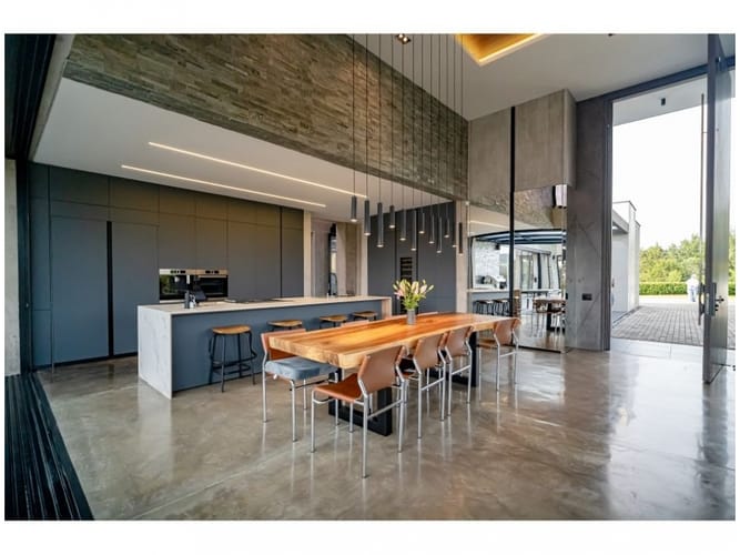 Casa de 4 alcobas en venta en La Ceja, 602 m² · foto 5 de 16