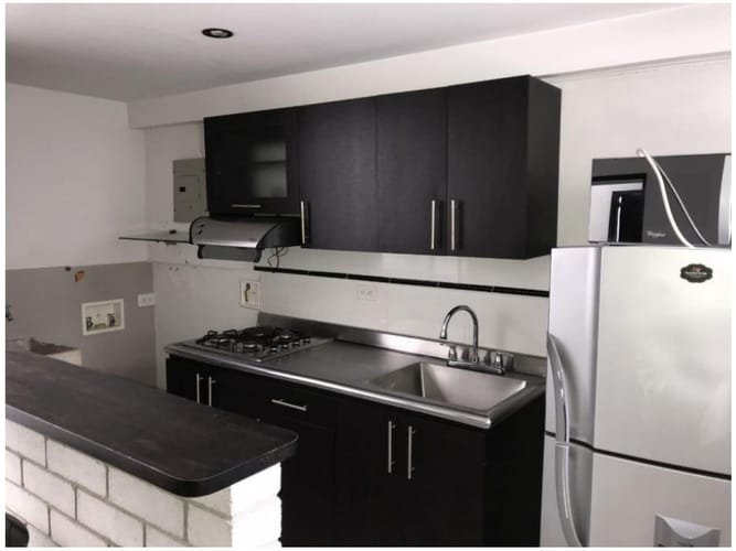 Casa de 3 alcobas en venta en Carrizales, Envigado · foto 6 de 23