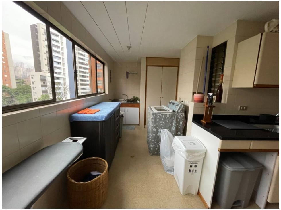 Apartamento en venta en Castropol, Medellín · foto 11 de 23