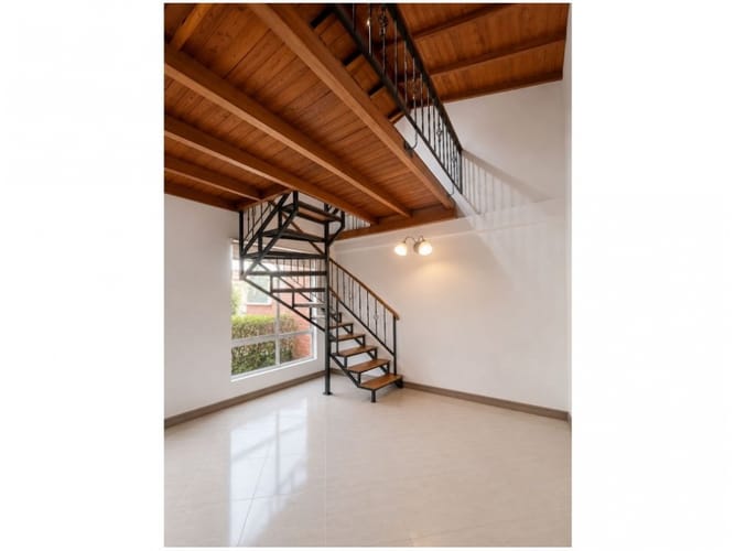 Casa de 4 alcobas en venta en Castropol, Medellín, 220 m² · foto 7 de 24