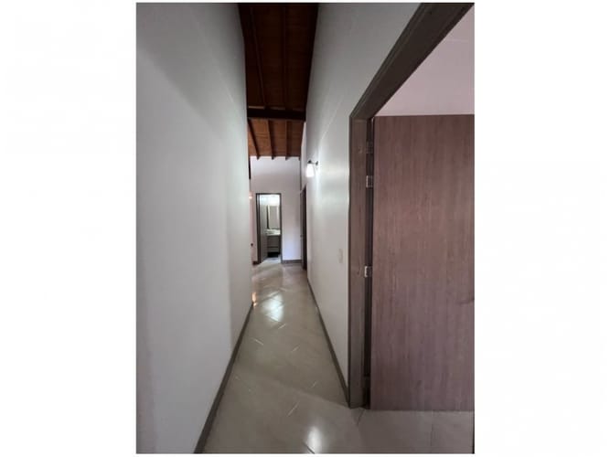 Casa de 4 alcobas en venta en Castropol, Medellín, 220 m² · foto 12 de 24