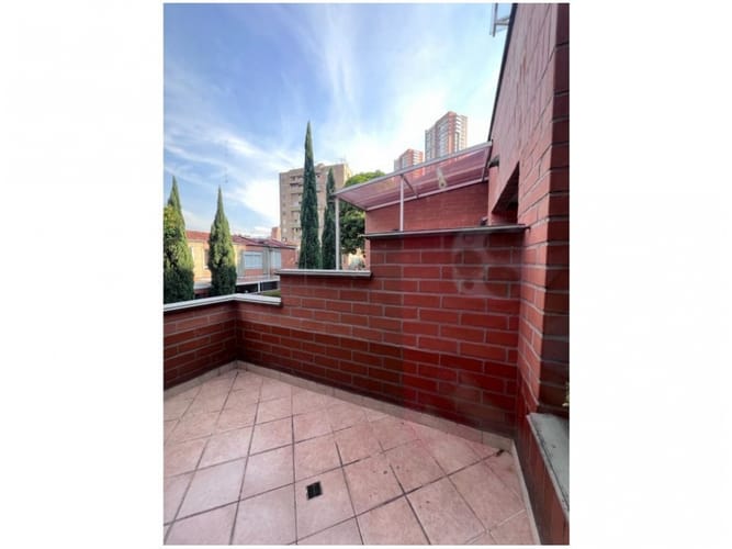 Casa de 4 alcobas en venta en Castropol, Medellín, 220 m² · foto 13 de 24