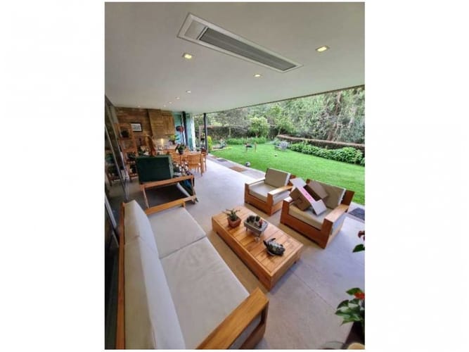 Casa de 5 alcobas en venta en Vía Las Palmas, Medellín, 465 m² · foto 5 de 24