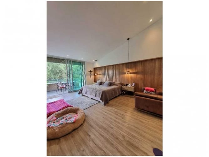 Casa de 5 alcobas en venta en Vía Las Palmas, Medellín, 465 m² · foto 9 de 24