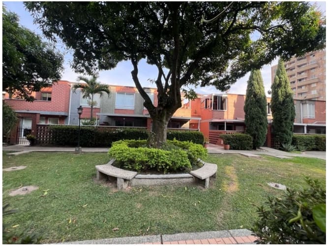 Casa de 4 alcobas en venta en Castropol, Medellín, 220 m² · foto 19 de 24