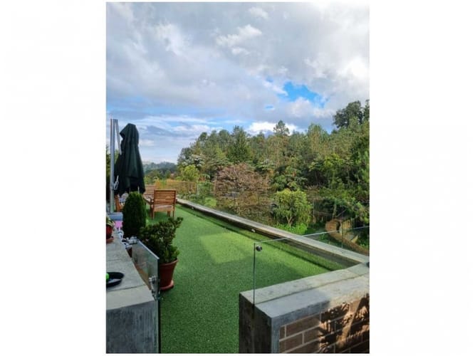Casa de 5 alcobas en venta en Vía Las Palmas, Medellín, 465 m² · foto 15 de 24