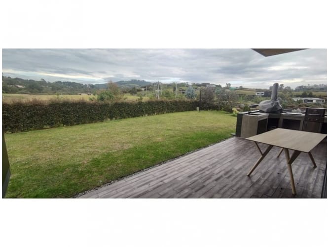 Casa de 3 alcobas en venta en El Velódromo, Medellín, 348 m² · foto 3 de 22