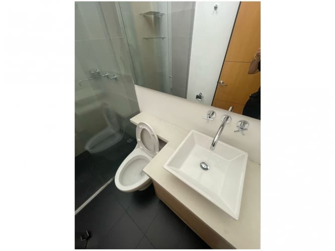 Casa de 4 alcobas en venta en El Poblado, Medellín, 380 m² · foto 12 de 24