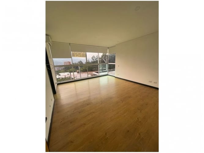 Casa de 4 alcobas en venta en El Poblado, Medellín, 380 m² · foto 19 de 24