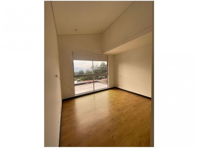 Casa de 4 alcobas en venta en El Poblado, Medellín, 380 m² · foto 20 de 24