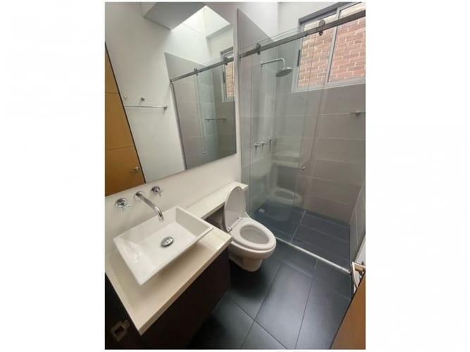 Casa de 4 alcobas en venta en El Poblado, Medellín, 380 m² · foto 24 de 24