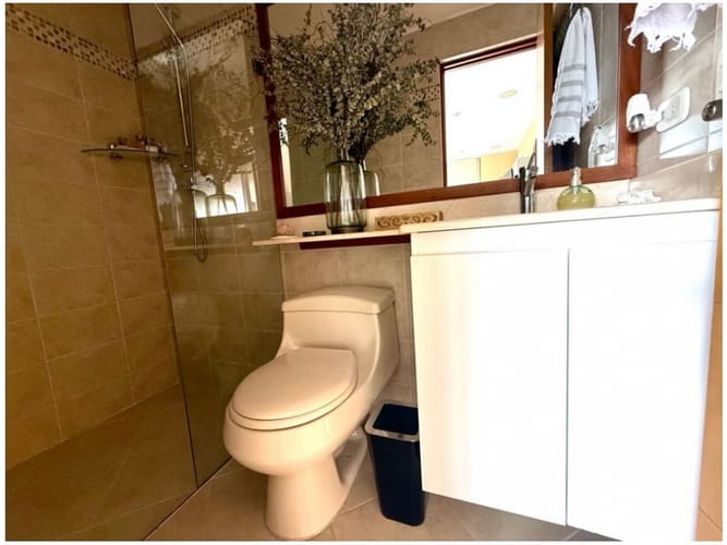 Apartamento de 3 alcobas en venta en El Poblado, Medellín, 110 m² · foto 16 de 24