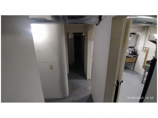 Local en venta en Avila, Envigado, 144 m² · foto 4 de 15