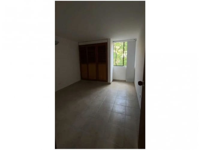 Apartamento de 3 alcobas en venta en Laureles, Medellín, 90 m² · foto 3 de 12