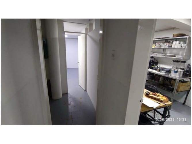 Local en venta en Avila, Envigado, 144 m² · foto 13 de 15
