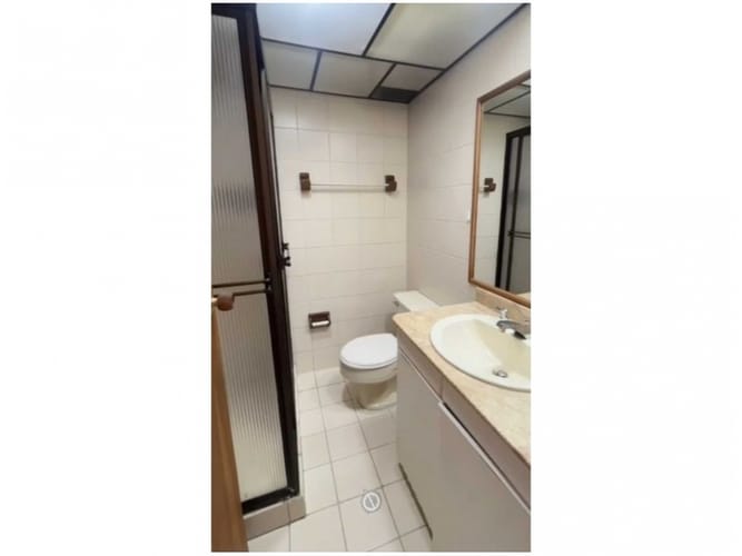 Apartamento de 3 alcobas en venta en Laureles, Medellín, 90 m² · foto 8 de 12