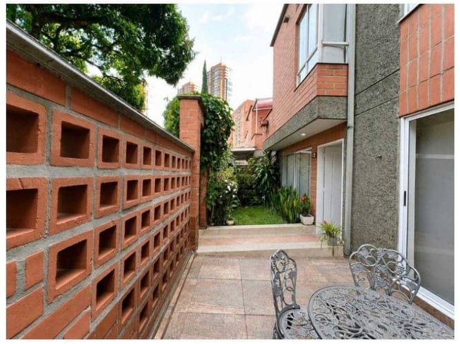 Casa de 4 alcobas en venta en Castropol, Medellín, 200 m² · foto 10 de 24