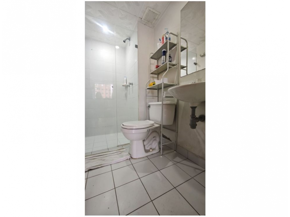 Apartamento en venta en Los Colores, Medellín · foto 9 de 24