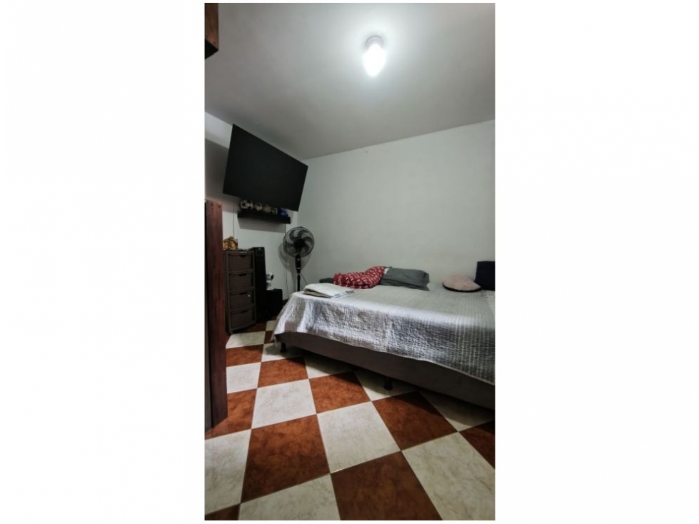 Apartamento en venta en Los Colores, Medellín · foto 10 de 24