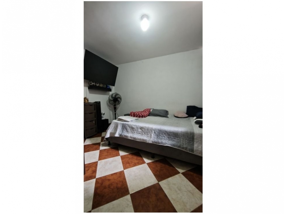 Apartamento en venta en Los Colores, Medellín · foto 11 de 24