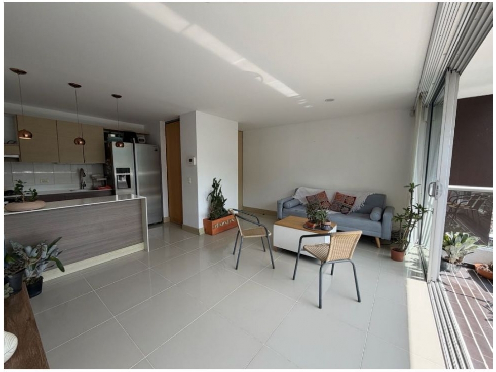 Apartamento en venta en Loma Del Indio, Medellín · foto 3 de 14