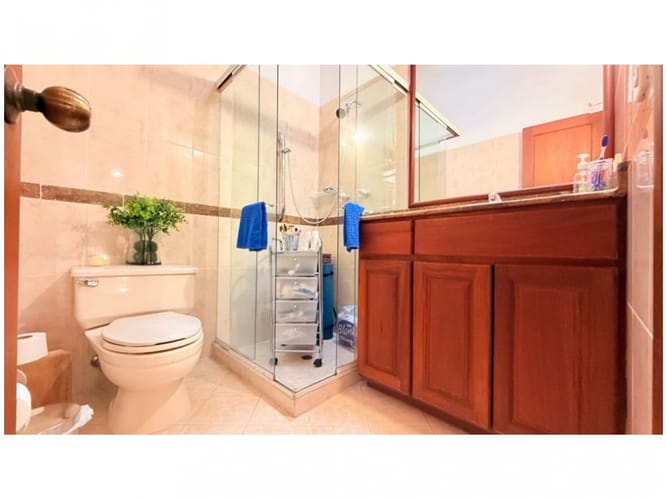 Casa de 4 alcobas en venta en La Sebastiana, Envigado, 189 m² · foto 19 de 24