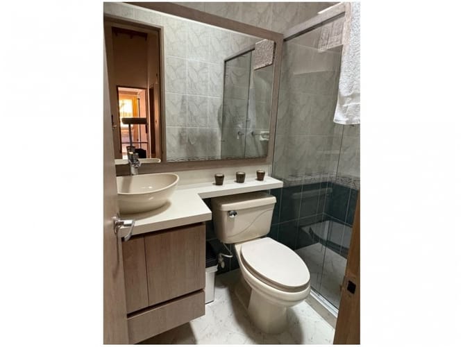 Casa de 4 alcobas en venta en Castropol, Medellín, 200 m² · foto 18 de 24