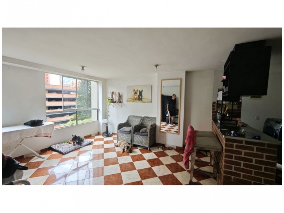 Apartamento en venta en Los Colores, Medellín · foto 16 de 24