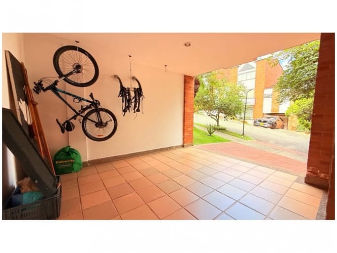 Casa de 4 alcobas en venta en La Sebastiana, Envigado, 189 m² · foto 24 de 24