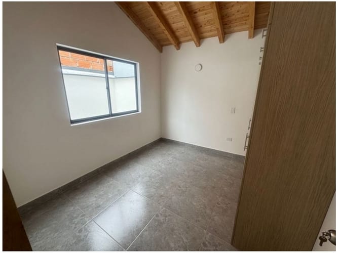 Casa de 4 alcobas en venta en La Ceja, 144 m² · foto 7 de 11