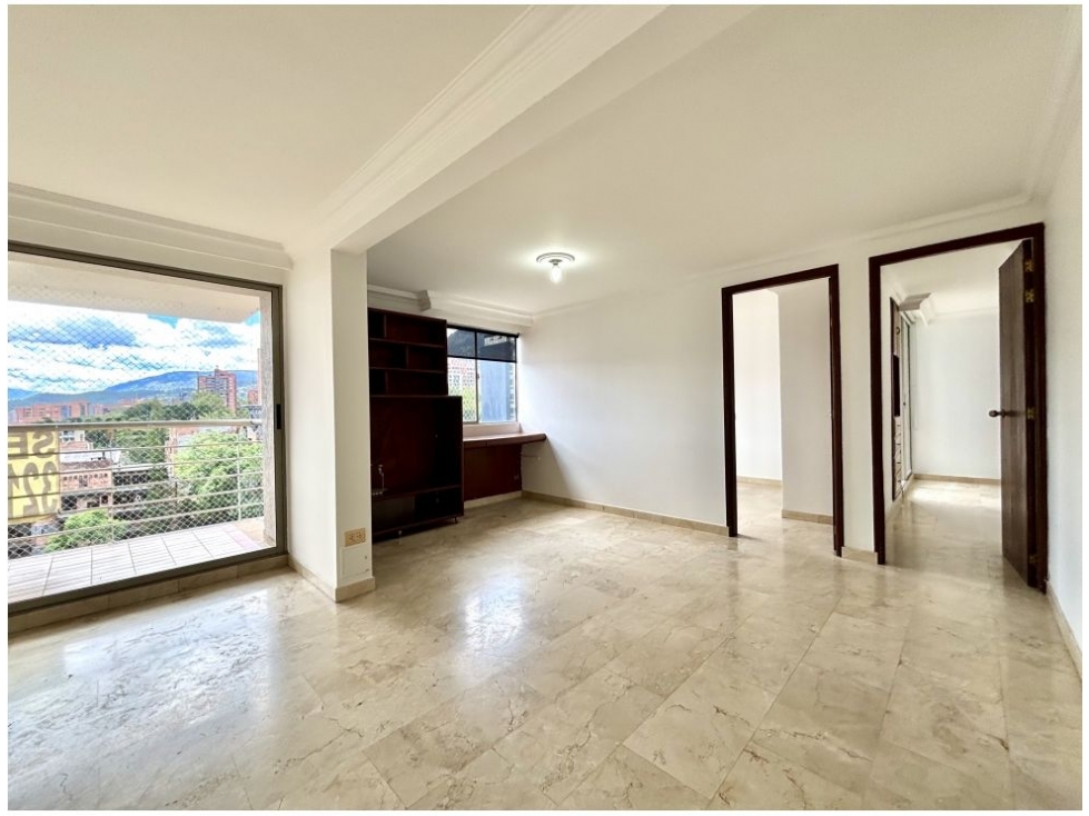 Apartamento en venta en El Poblado, Medellín · foto 7 de 24