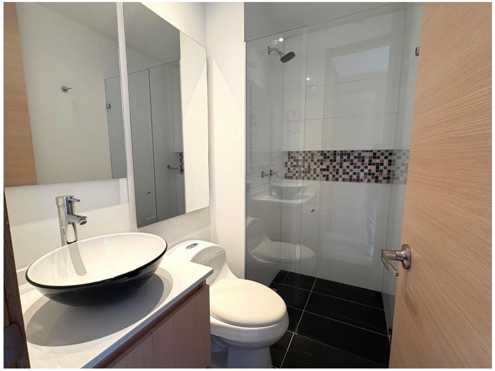 Apartamento en venta en Loma Benedictinos, Envigado · foto 8 de 12