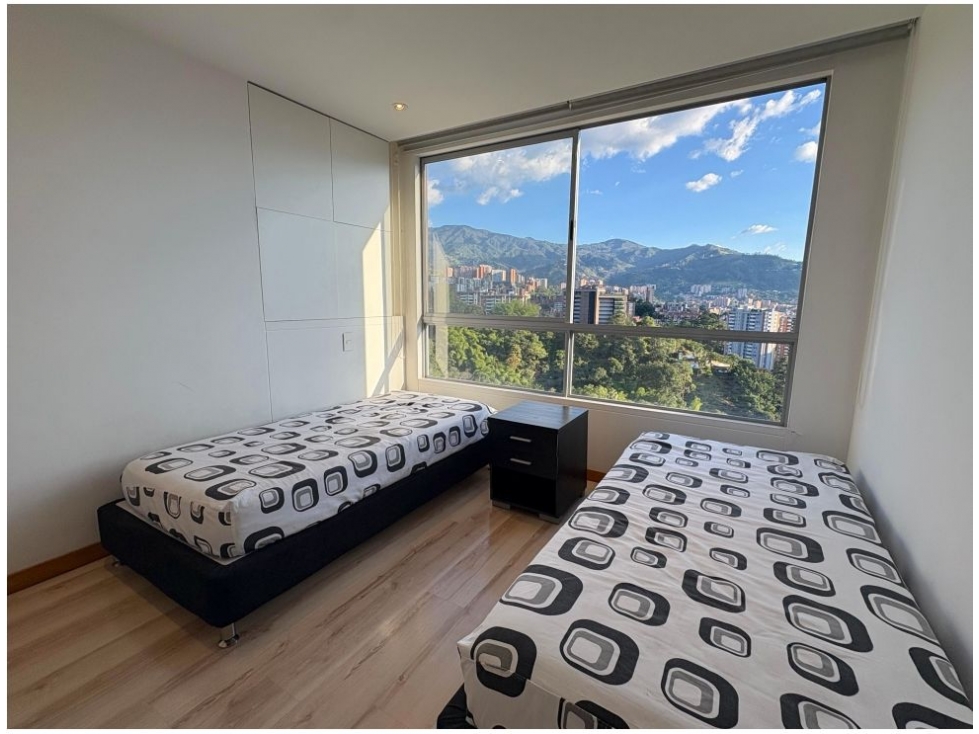Apartamento en venta en Loma Benedictinos, Envigado · foto 9 de 12