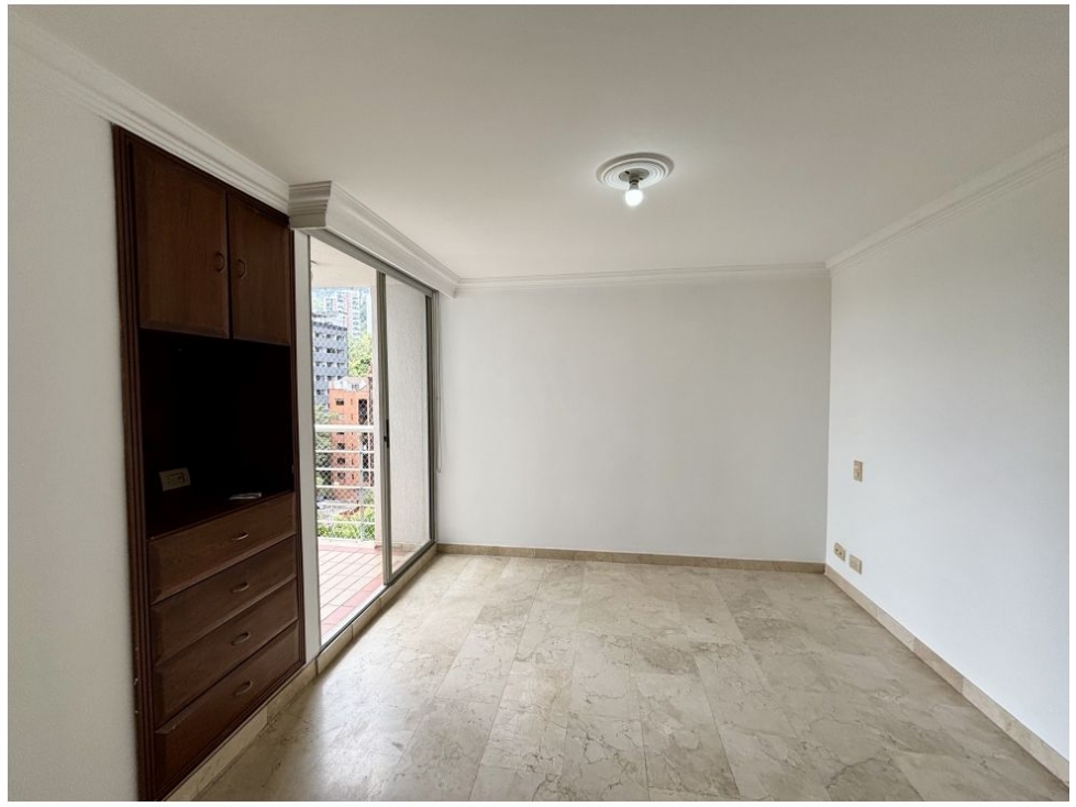 Apartamento en venta en El Poblado, Medellín · foto 13 de 24