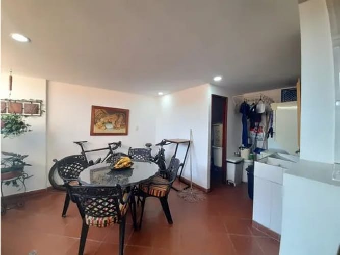 Apartamento de 3 alcobas en venta en Estadio, Medellín, 129 m² · foto 10 de 16