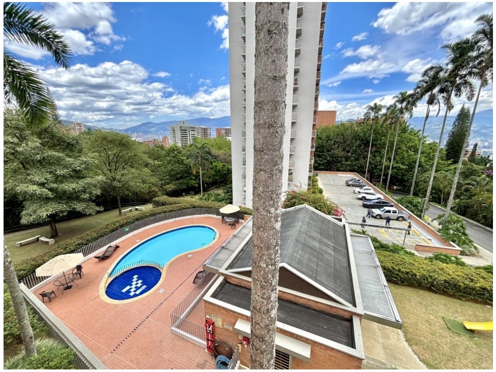 Apartamento en venta en El Poblado, Medellín · foto 24 de 24