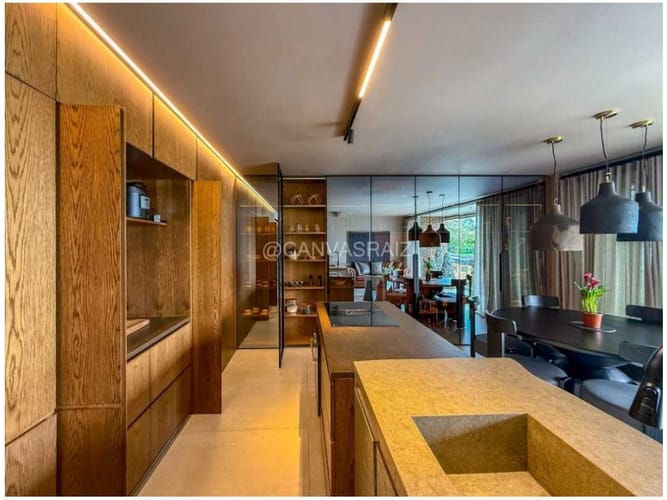 Casa de 3 alcobas en venta en Urbanización Las Cumbres, Envigado, 223 m² · foto 3 de 13