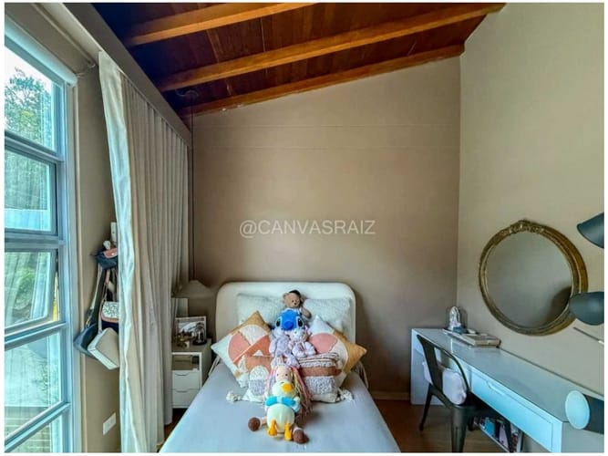 Casa de 3 alcobas en venta en Urbanización Las Cumbres, Envigado, 223 m² · foto 7 de 13