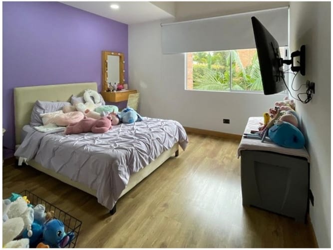 Casa de 3 alcobas en venta en Loma Del Escobero, Envigado, 300 m² · foto 14 de 22