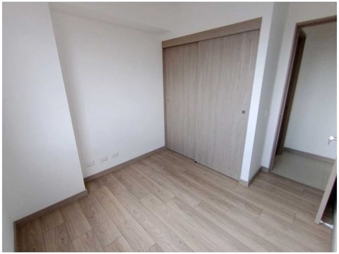 Apartamento de 3 alcobas en venta en San Agustin Suramerica, Rionegro, 77 m² · foto 8 de 19