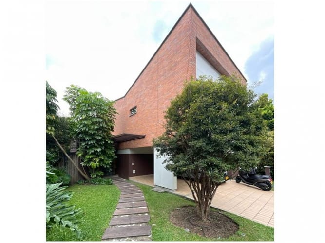 Casa de 3 alcobas en venta en Loma Del Escobero, Envigado, 300 m² · foto 22 de 22