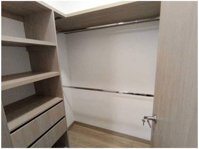 Apartamento de 3 alcobas en venta en San Agustin Suramerica, Rionegro, 77 m² · foto 11 de 19