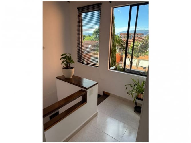 Casa de 3 alcobas en venta en El Dorado, Envigado, 135 m² · foto 3 de 24