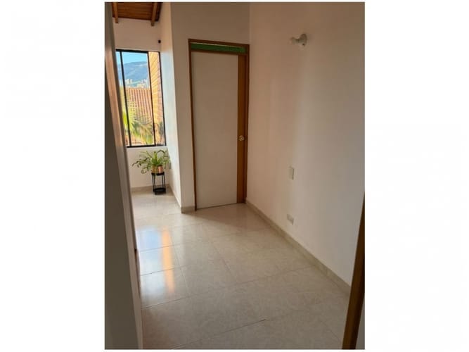 Casa de 3 alcobas en venta en El Dorado, Envigado, 135 m² · foto 15 de 24